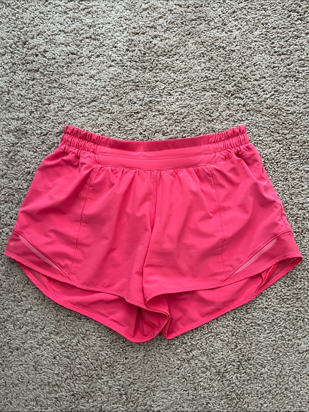 Lululemon Hotty Hot Low-Rise Lined  Shorts - Lightweight Running Shorts